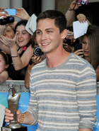 Logan Lerman : logan-lerman-1383850451.jpg