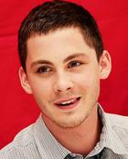 Logan Lerman : logan-lerman-1385408304.jpg