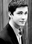 Logan Lerman : logan-lerman-1391011391.jpg