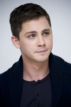 Logan Lerman : logan-lerman-1396008431.jpg