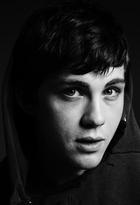 Logan Lerman : logan-lerman-1396540877.jpg