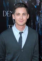 Logan Lerman : logan-lerman-1397957927.jpg