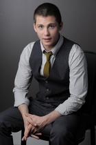 Logan Lerman : logan-lerman-1406567403.jpg