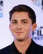 Logan Lerman : logan-lerman-1413828984.jpg