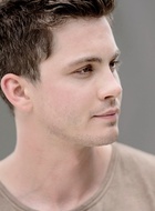 Logan Lerman : logan-lerman-1419269940.jpg