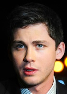 Logan Lerman : logan-lerman-1449471727.jpg