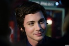 Logan Lerman : logan-lerman-1461354490.jpg