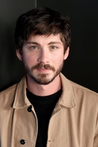 Logan Lerman : logan-lerman-1651785536.jpg