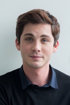 Logan Lerman : logan-lerman-1651785548.jpg