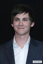 Logan Lerman : logan_lerman_1280511045.jpg