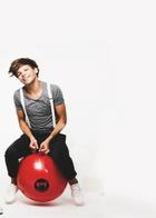 Louis Tomlinson : louis-tomlinson-1360812936.jpg