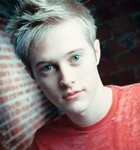 Lucas Grabeel : lucas-grabeel-1344786663.jpg