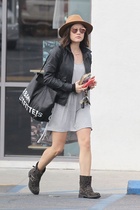 Lucy Hale : lucy-hale-1421948911.jpg