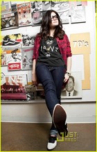 Lucy Hale : lucyhale_1302974397.jpg