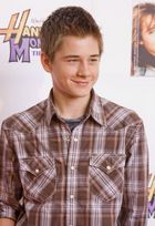 Luke Benward : luke_benward_1256537357.jpg