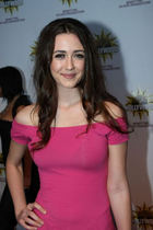 Madeline Zima : madelinezima_1255323606.jpg