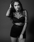 Madison Pettis : madison-pettis-1465458481.jpg