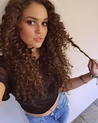 Madison Pettis : madison-pettis-1466022601.jpg