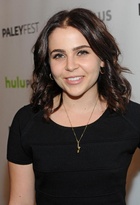 Mae Whitman : mae-whitman-1428174836.jpg