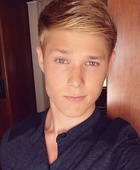 Mason Dye : mason-dye-1603495069.jpg