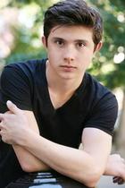 Mateus Ward : mateus-ward-1382468361.jpg