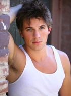 Matt Lanter : matt-lanter-1365382045.jpg