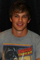 Matt Lanter : matt_lanter_1284383013.jpg