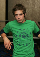 Michael Angarano : TI4U_u1143350482.jpg