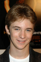 Michael Welch : michael_welch_1200539063.jpg