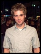 Mike Vogel : TI4U_u1146168788.jpg