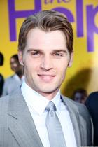 Mike Vogel : mike-vogel-1371487817.jpg