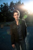 Miles Teller : miles-teller-1313448512.jpg