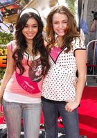 Miley Cyrus : TI4U_u1152736331.jpg