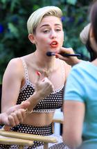 Miley Cyrus : miley-cyrus-1373991231.jpg