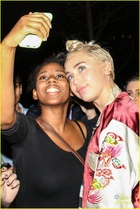 Miley Cyrus : miley-cyrus-1407027041.jpg