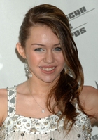 Miley Cyrus : miley_cyrus_1189356703.jpg