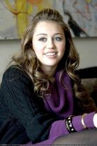 Miley Cyrus : miley_cyrus_1210437800.jpg