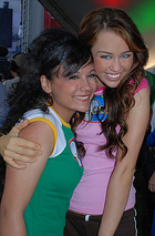 Miley Cyrus : miley_cyrus_1216607508.jpg