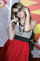 Miley Cyrus : miley_cyrus_1273436941.jpg