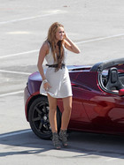 Miley Cyrus : miley_cyrus_1276186116.jpg