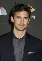 Milo Ventimiglia : milo-ventimiglia-1351979448.jpg