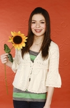 Miranda Cosgrove : miranda_cosgrove_1229166251.jpg