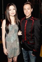 Miranda Cosgrove : miranda_cosgrove_1255731088.jpg