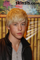 Mitch Hewer : mitch_hewer_1217536395.jpg