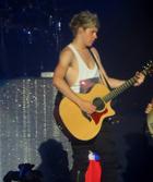 Niall Horan : niall-horan-1371115463.jpg