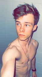 Nicholas Hamilton : nicholas-hamilton-1628111166.jpg