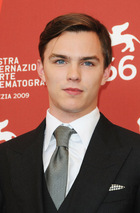 Nicholas Hoult : nicholas_hoult_1259349302.jpg