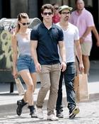 Nick Jonas : TI4U1373012744.jpg