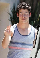 Nick Jonas : nick-jonas-1314927053.jpg