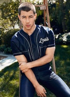 Nick Jonas : nick-jonas-1480269296.jpg